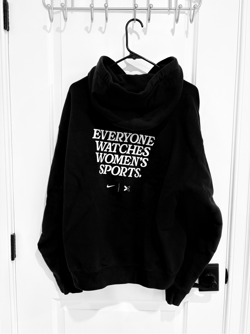 Nike Black Hoodie ~ Women’s Sports - Picture 5 of 6
